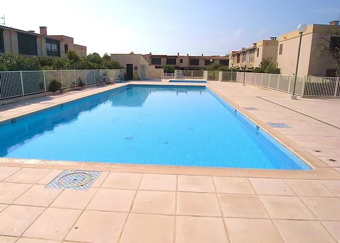 Climatise 2 Pieces Avec Piscine Et Tennis A 500m De La Plage, - Fr-1-776-42 شقة